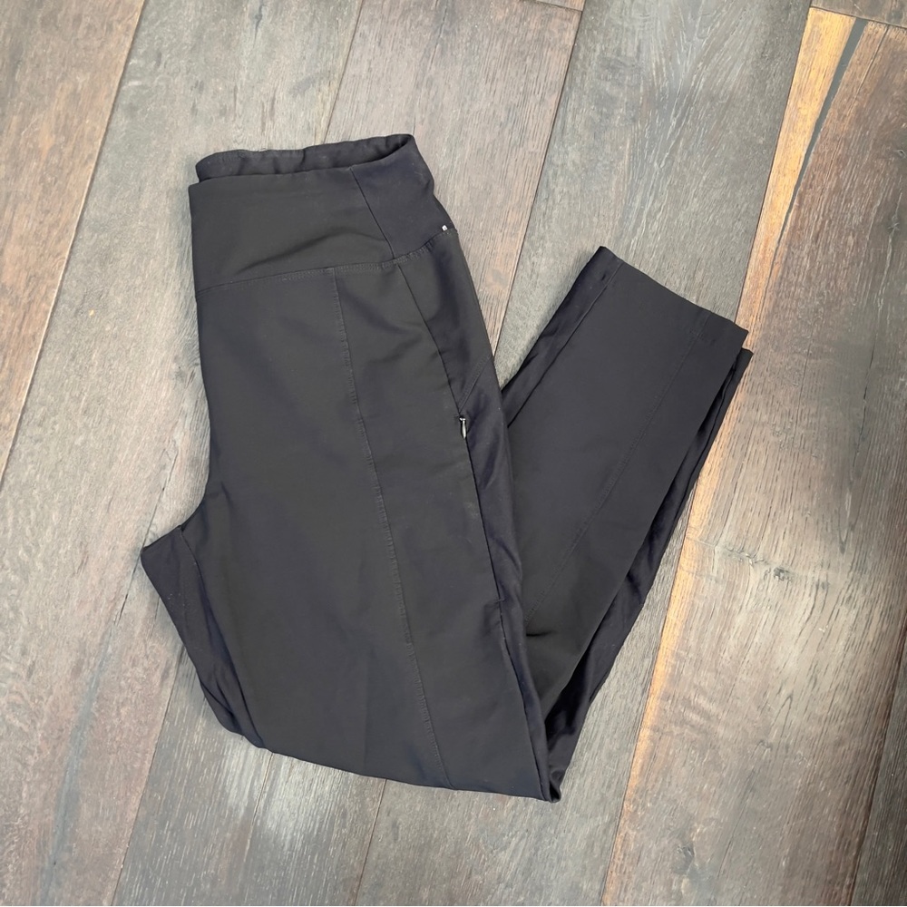 Avalanche Black Activewear Leggings with White Logo